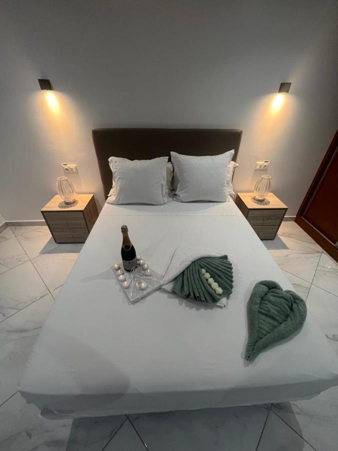 Residencial Santo Amaro Hotel Tarrafal  Exterior photo