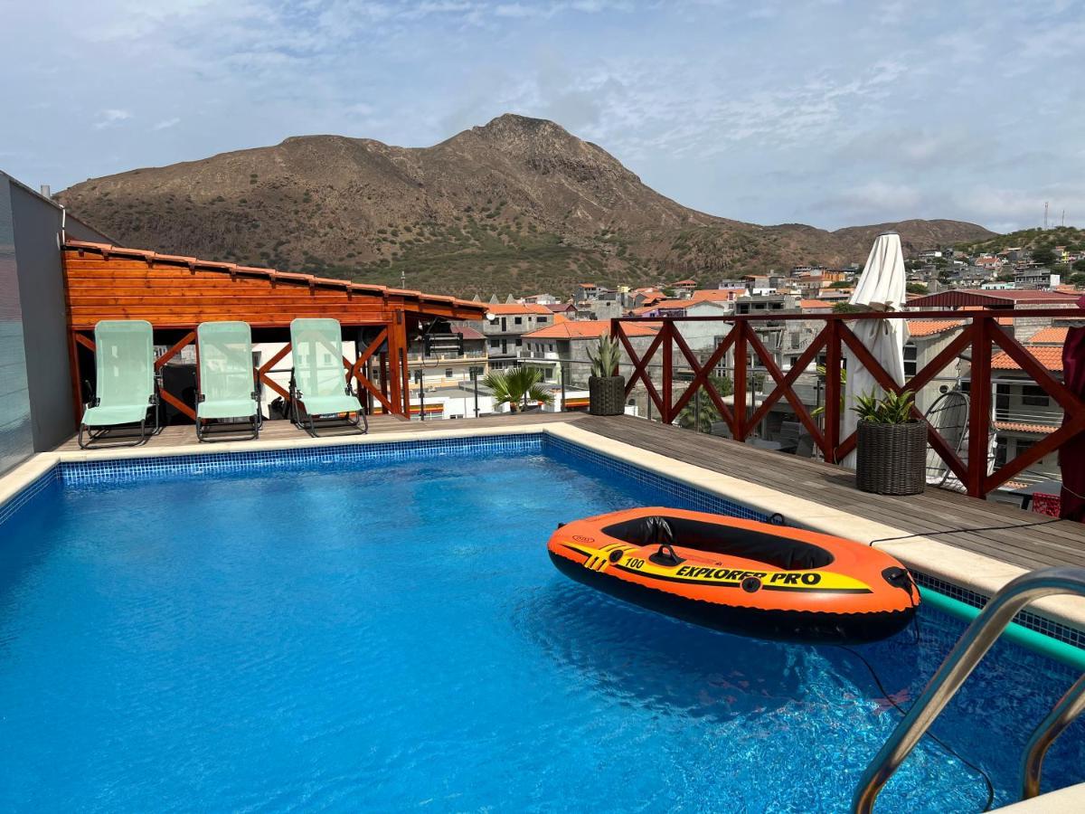 Residencial Santo Amaro Hotel Tarrafal  Exterior photo